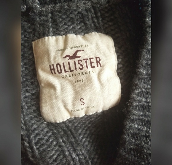 Hollister Gray Cropped Sweater - Picture 2 of 3